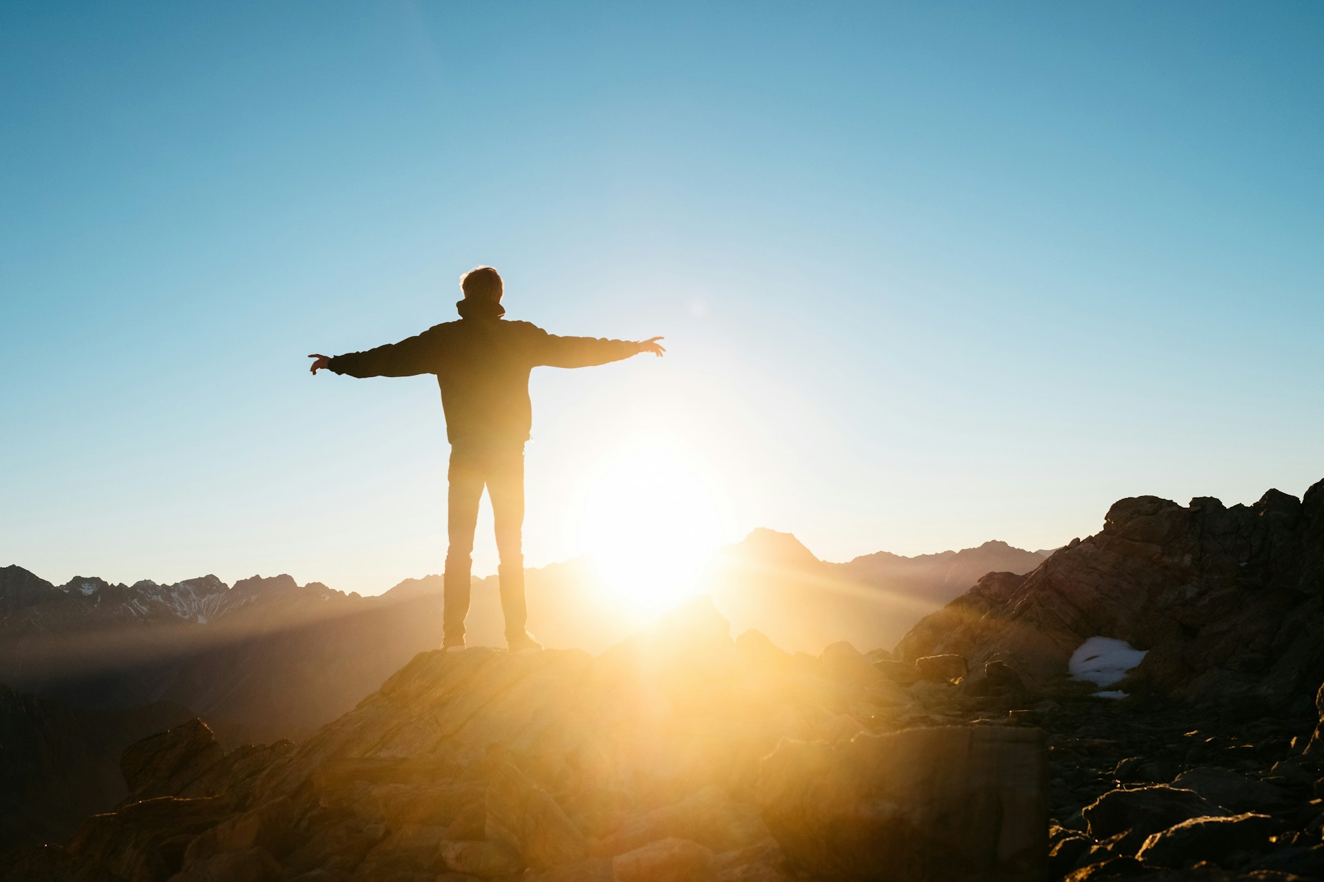 Benefits-of-Studying-in-New-Zealand---Pathway-to-Permanent-Residency-(PR)-1754811510.jpg