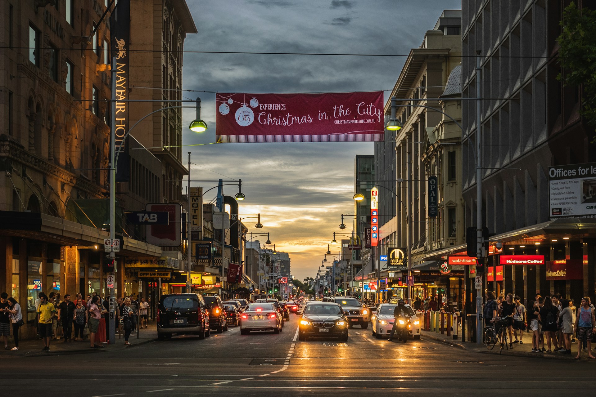 Best-Cities-in-Australia-for-Students---Other-Notable-Cities-Adelaide,-Perth,-Canberra-1751210312.jpg
