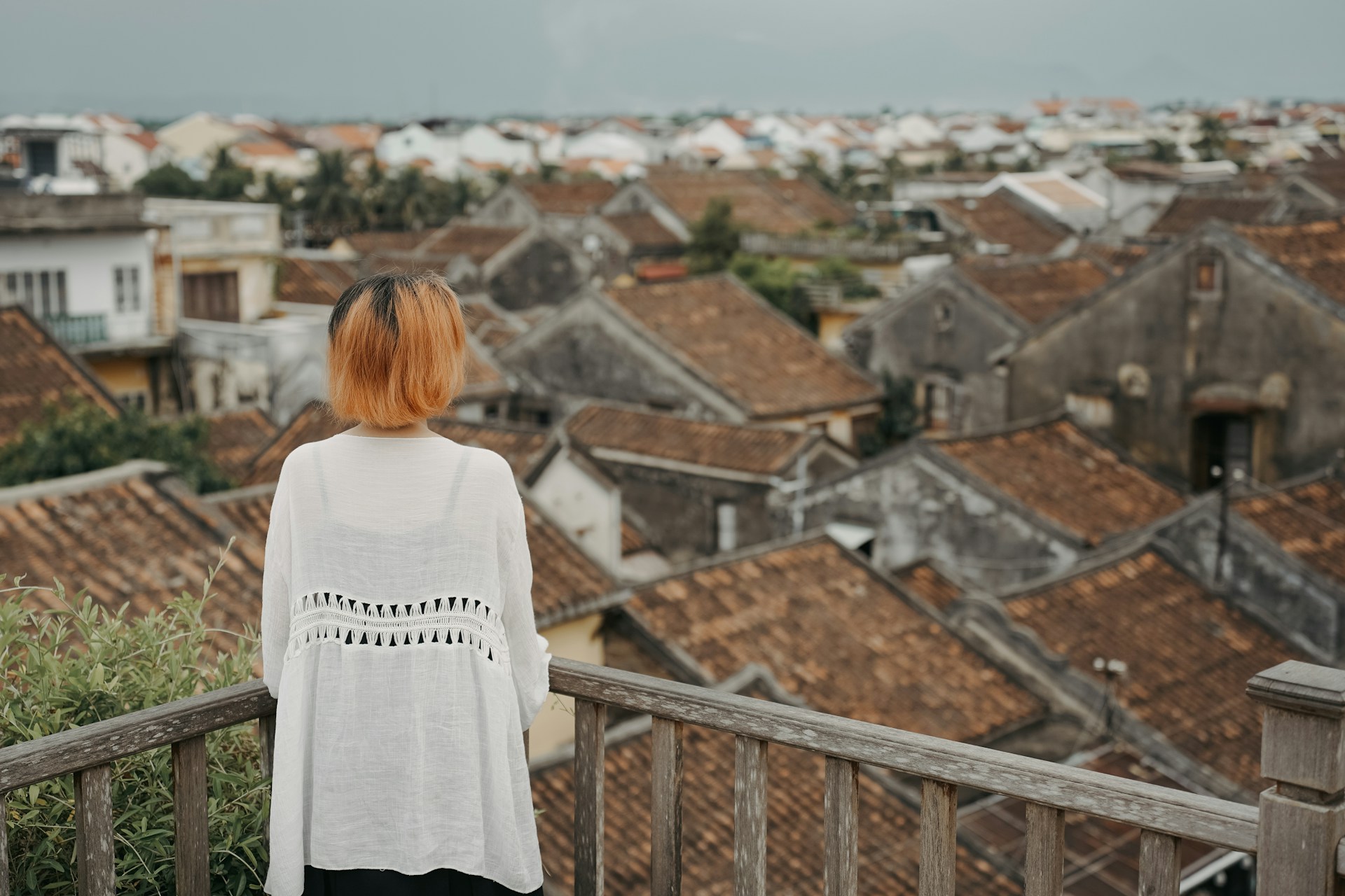 Living in Abroad---Comparing-Costs,-Comfort,-and-Cultural-Experience-1749111870.jpg